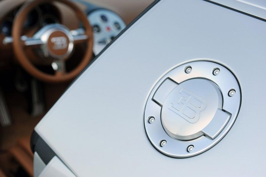  Bugatti Veyron 16.4 Grand Sport 2009 года  (фото 53 из 96)
